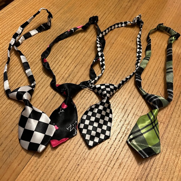 Set of 21 New Ties for Small Dogs. Mix of Bow ties and Straight Ties. - Picture 3 of 8